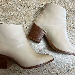 Nisolo Dari Boots in Bone, Size 7 Worn 1x